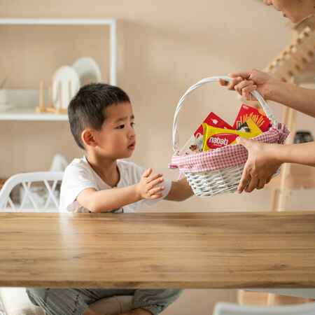 Wickerwise White Round Willow Gift Basket with Pink and White Gingham Liner and Sturdy Foldable Handles 3 Set QI004620.PK.3